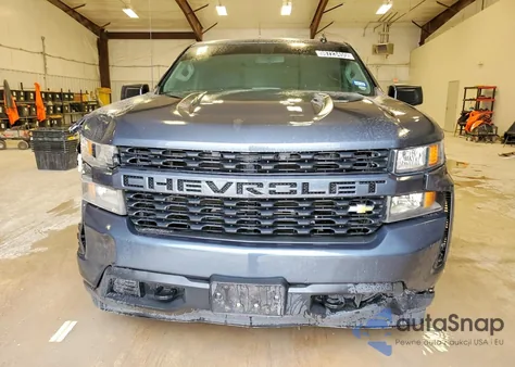 2021 Chevrolet Silverado C1500 Custom z USA, uszkodzony, nr VIN 1GCPWBEK2MZ325866